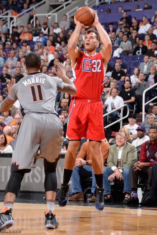 体育欧冠：尤文图斯不敌比利亚雷亚尔惨遭淘汰