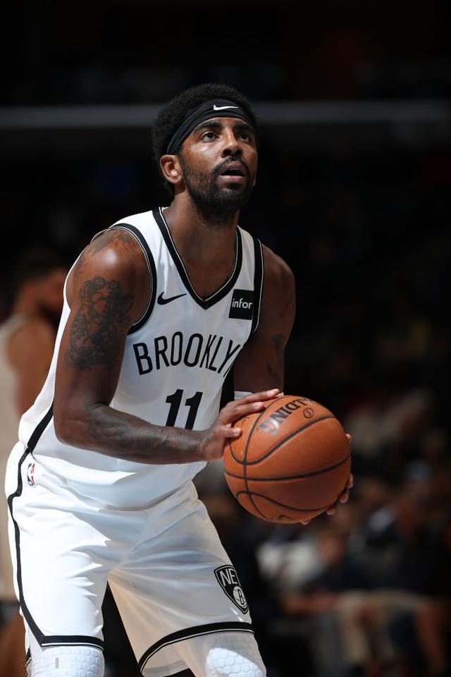 体育拼盘：NBA收视率露疲态 球星与总裁看法迥异.