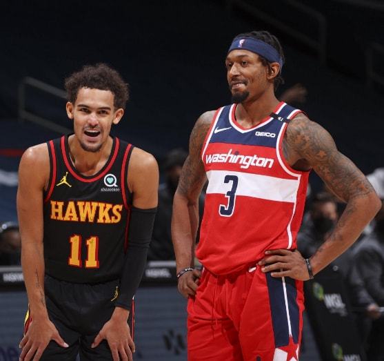 从边路外侧 从边路外侧